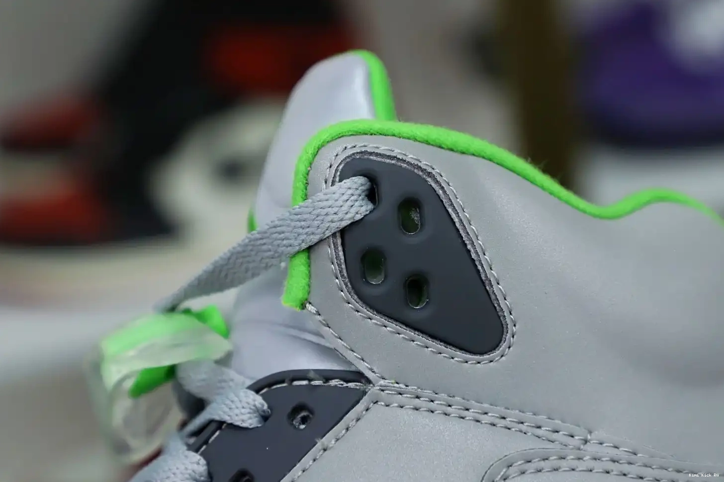 JORDAN 5 RETRO Kimikick 'GREEN BEAN' AIR 2022 0629